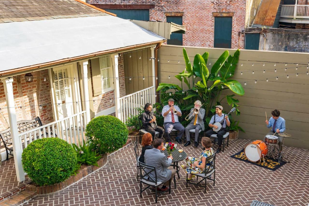 Dauphine Orleans Hotel New Orleans Exterior photo